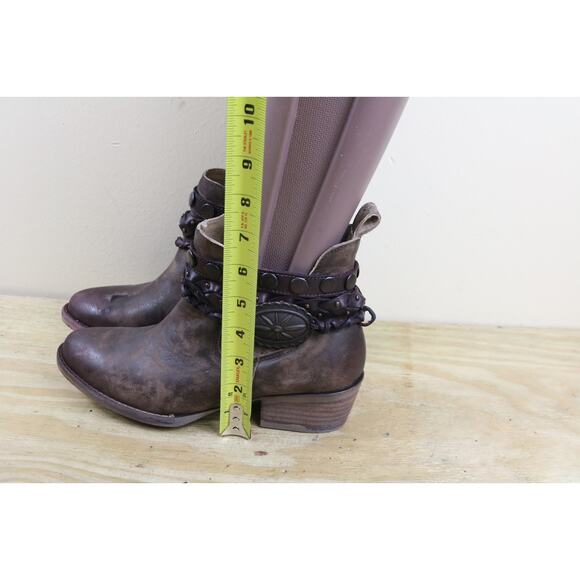 New Circle G by Corral Boots 7 Brown Leather Distressed Harness Studs Western - Picture 2 of 13